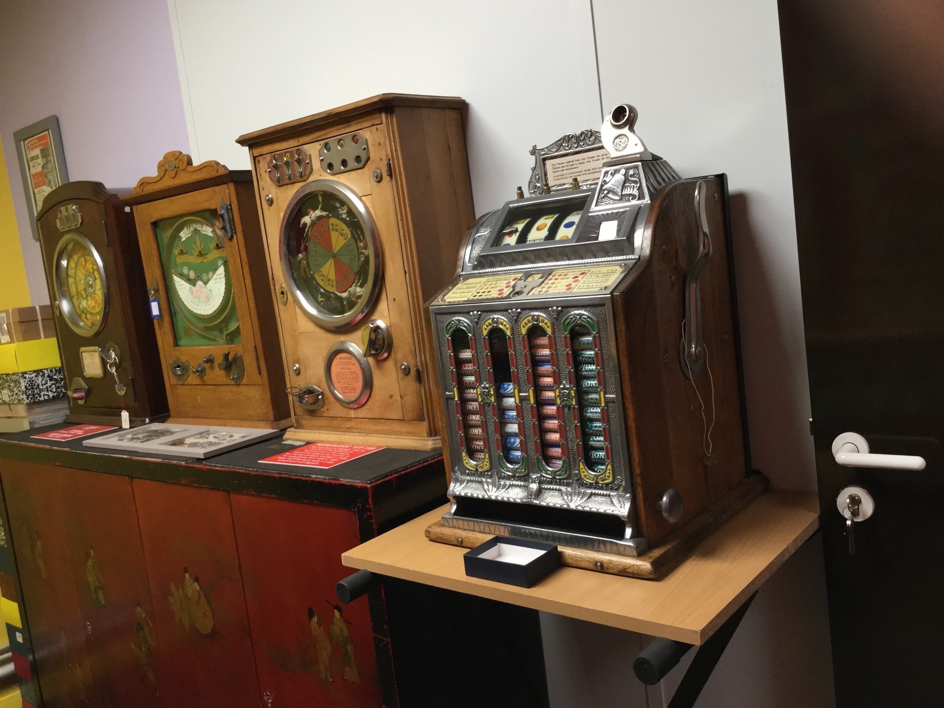 pinball museum will auction games its pinball museum will auction games its